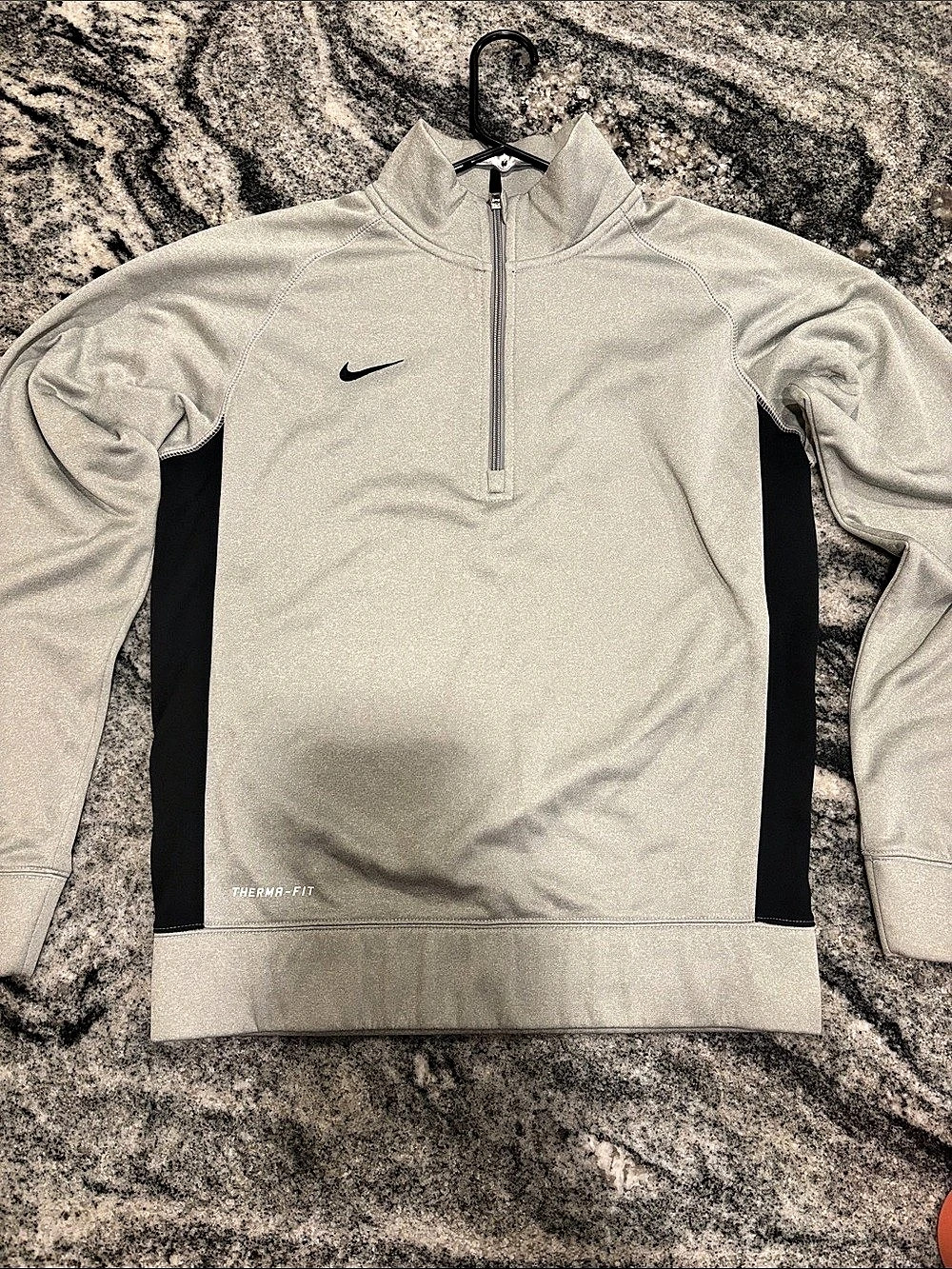 Nike Therma-FIT 1/2 Zip Pullover Gray & Black Medium